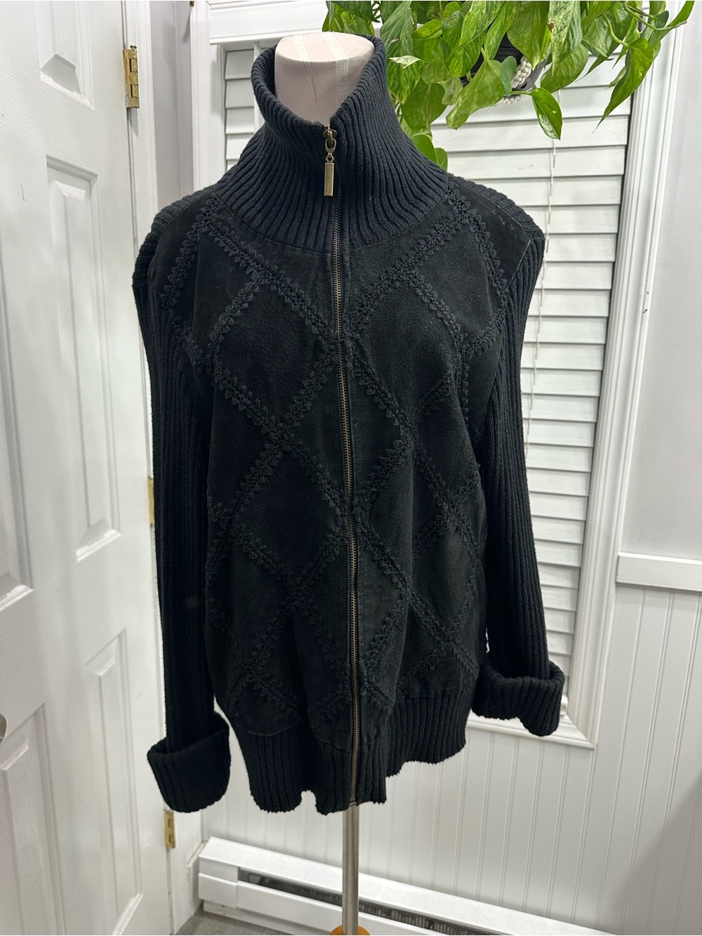 Vintage White Stag Black Textured Sweater jacket